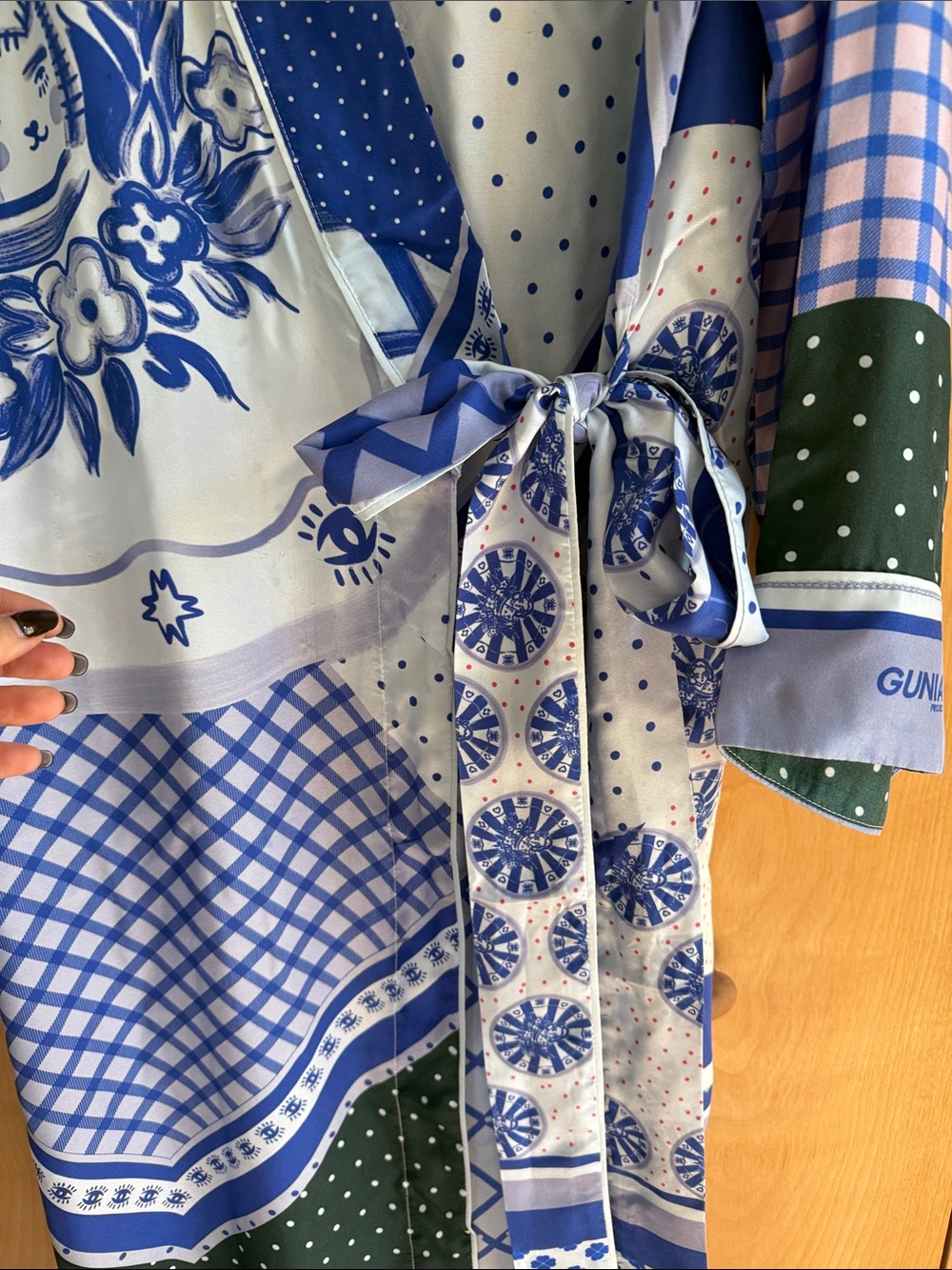 GUNIA One-of-a-kind Silk Robe - Picture 5 of 8